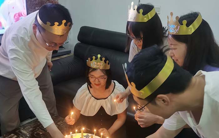 佰辰重工7月份生日會：凝聚力量，共筑破碎設(shè)備新篇章